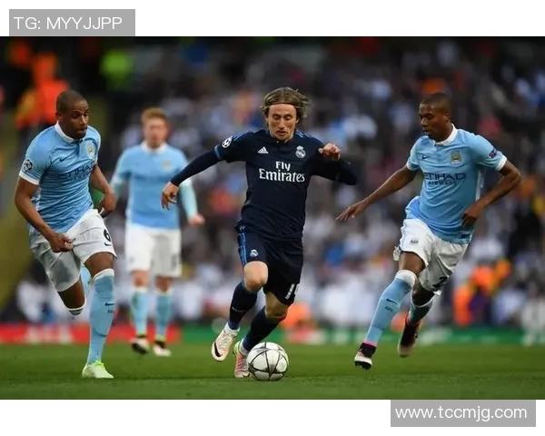 深圳足球队耐力表现创新高引发关注成为联赛新标杆 深圳足球队耐力表现创新高引发关注成为联赛新标杆