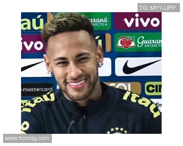 内马尔的足球传奇之路：从巴西天才到世界巨星的蜕变与荣耀